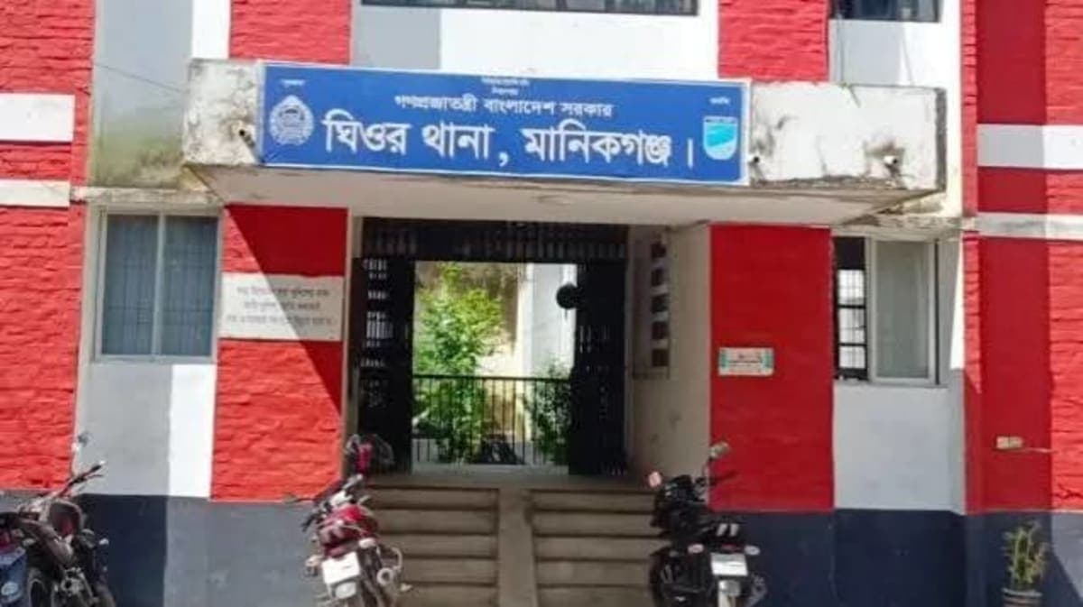 পিস ফলের প্রলোভনে চার বছরের শিশুকে যৌন নির্যাতন: মানিকগঞ্জে বৃদ্ধের বিরুদ্ধে অভিযোগ