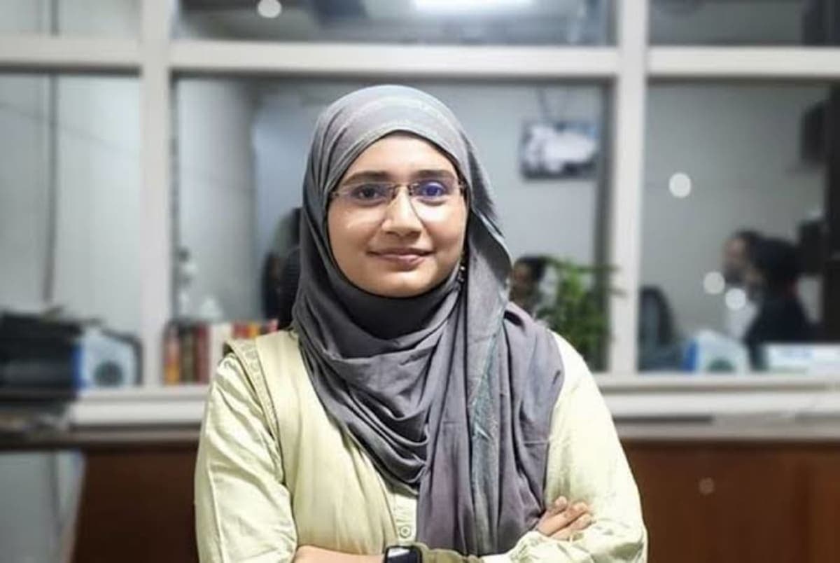 রাজনীতিবিদ সামান্থা শারমিনের স্লোগান এর বিরুদ্ধে বক্তব্যের বিশ্লেষন